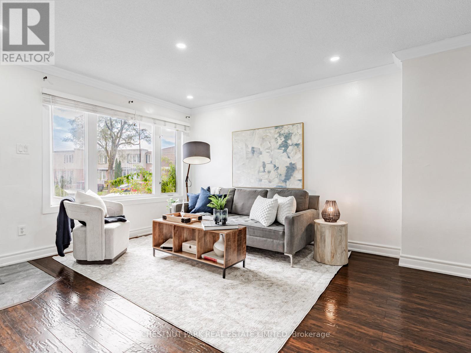 8 - 740 Kennedy Road, Toronto, Ontario  M1K 2C5 - Photo 2 - E12481781
