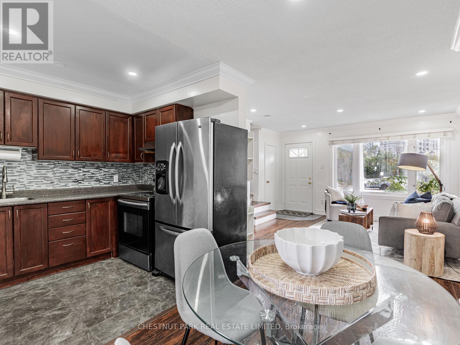 8 - 740 Kennedy Road, Toronto, Ontario  M1K 2C5 - Photo 4 - E12481781