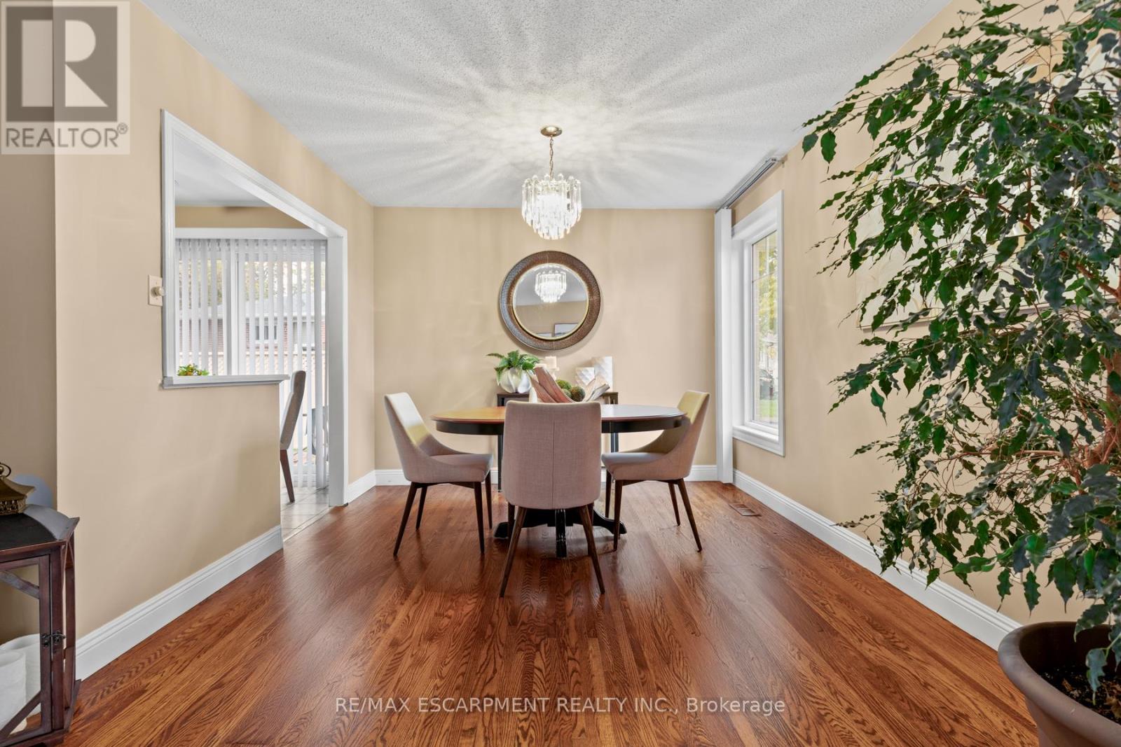 856 Chapleau Drive, Pickering, Ontario  L1W 1P4 - Photo 10 - E12481793