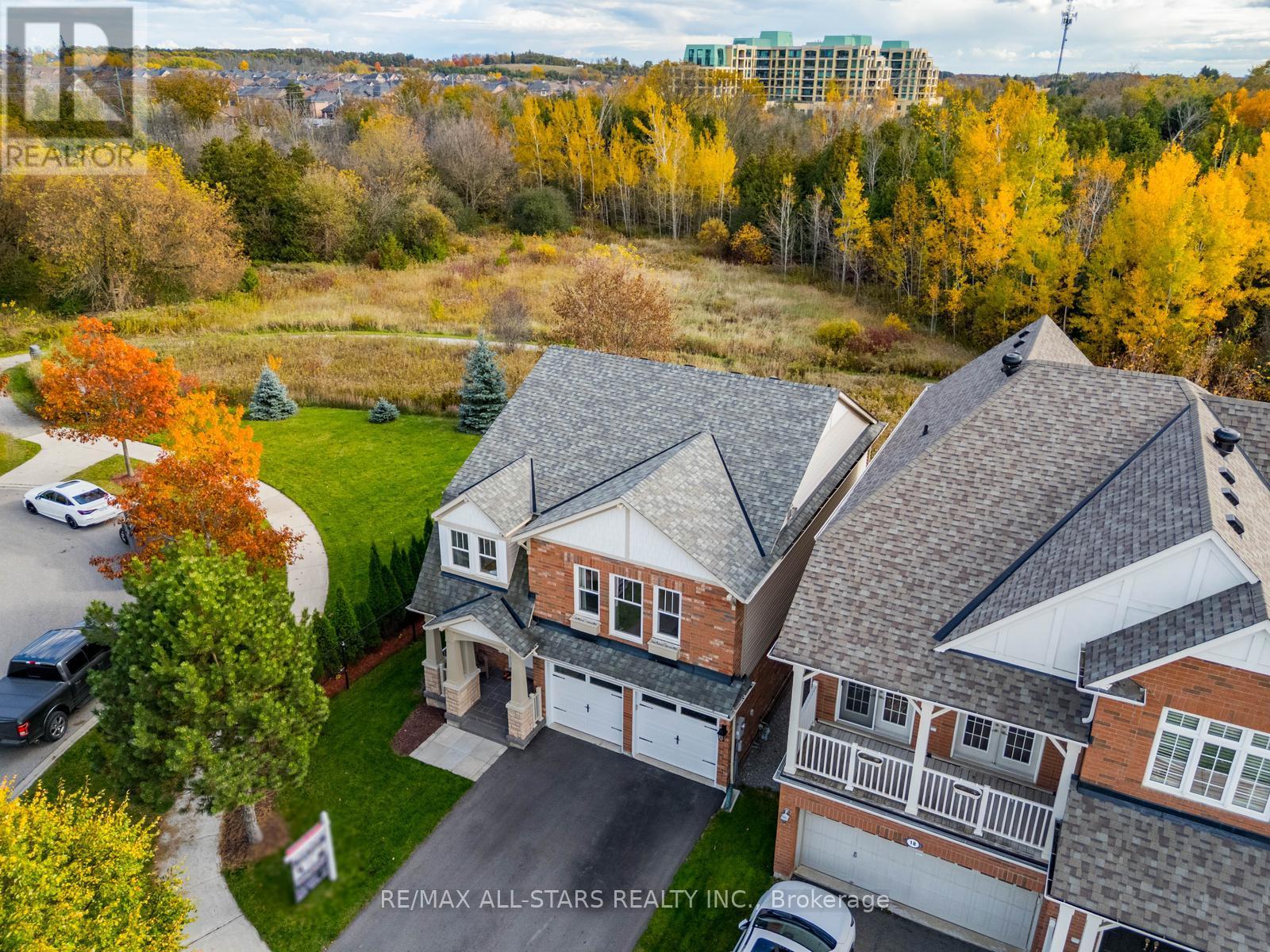 14 Clausfarm Lane, Whitchurch-Stouffville, Ontario  L4A 0A8 - Photo 2 - N12481778