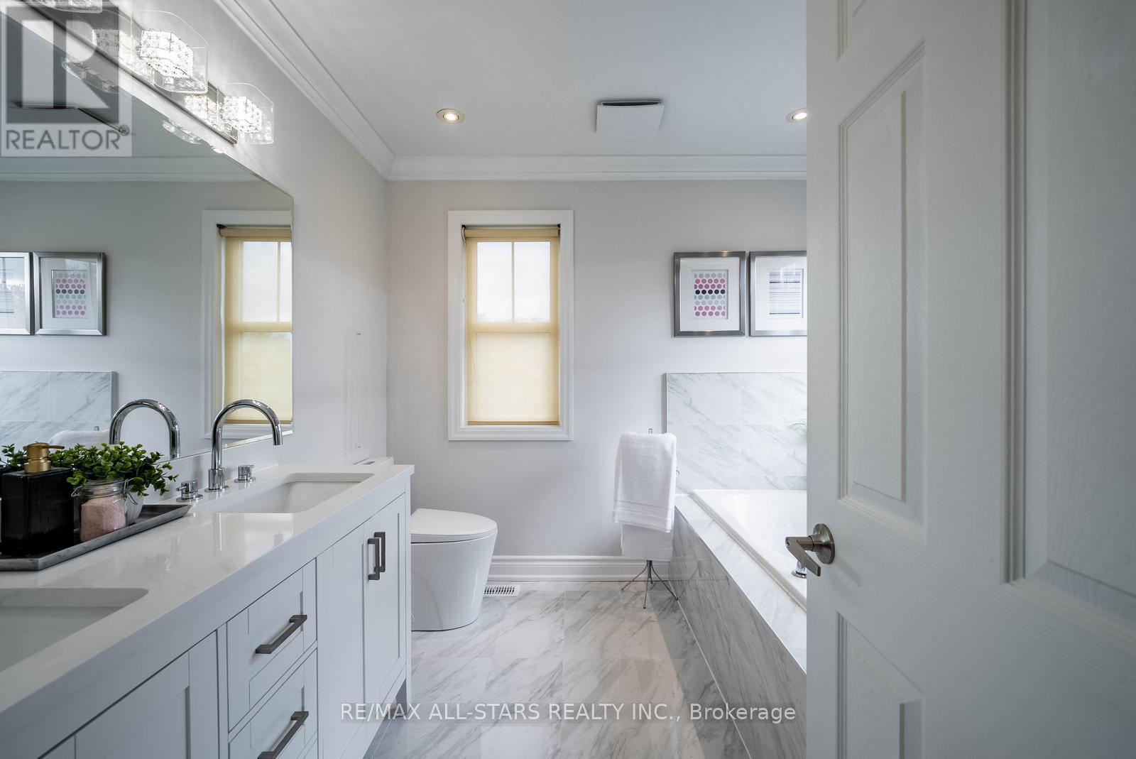 14 Clausfarm Lane, Whitchurch-Stouffville, Ontario  L4A 0A8 - Photo 22 - N12481778