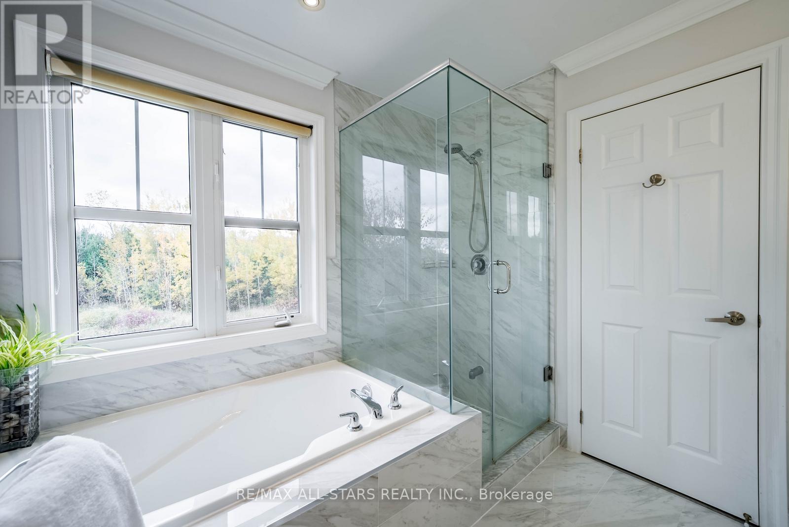 14 Clausfarm Lane, Whitchurch-Stouffville, Ontario  L4A 0A8 - Photo 23 - N12481778