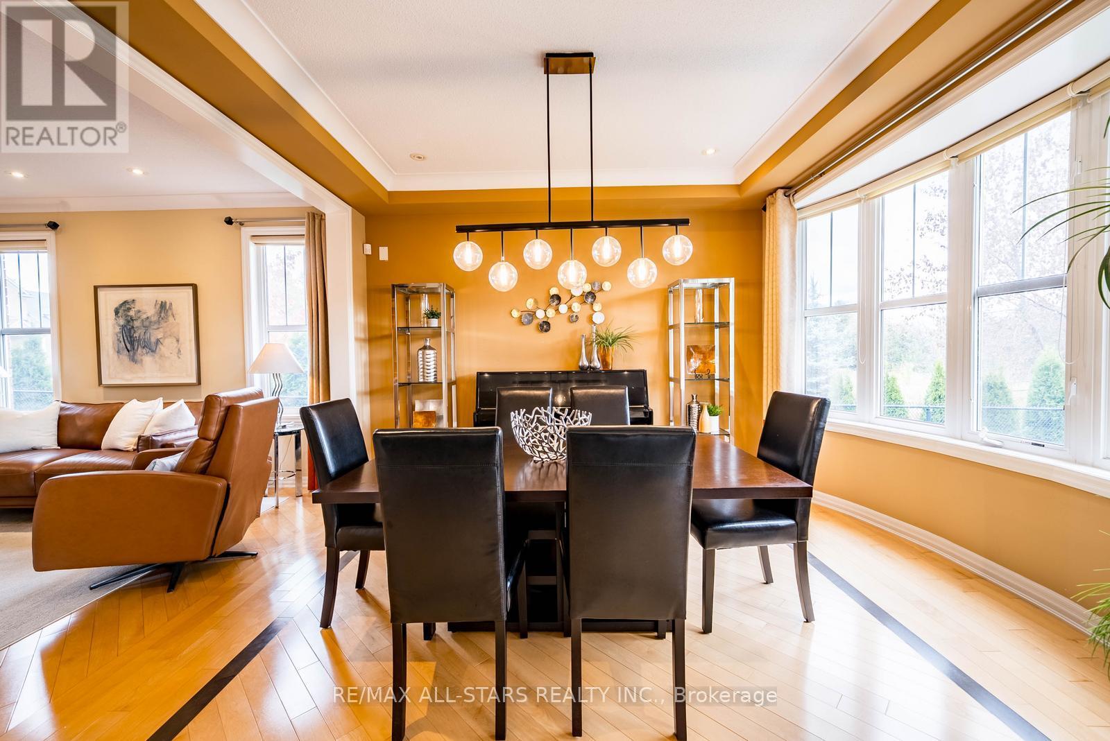 14 Clausfarm Lane, Whitchurch-Stouffville, Ontario  L4A 0A8 - Photo 6 - N12481778