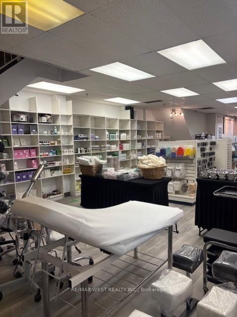 9 - 56 Pennsylvania Avenue, Vaughan, Ontario  L4K 3V9 - Photo 3 - N12481780