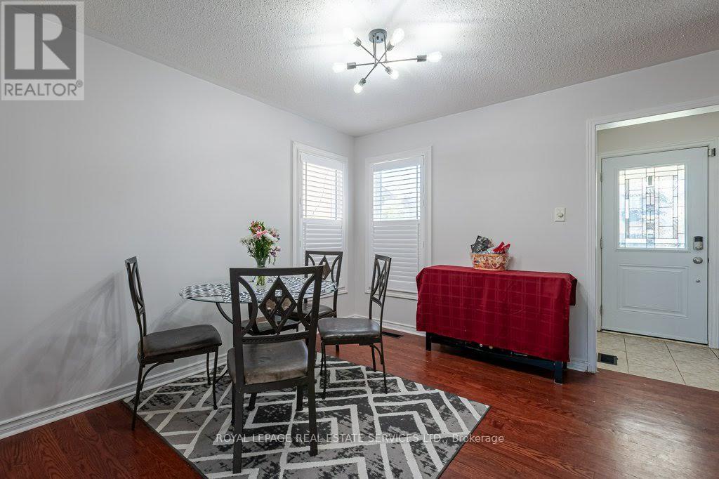 19 Callander Crescent, New Tecumseth, Ontario  L9R 0B4 - Photo 6 - N12481786