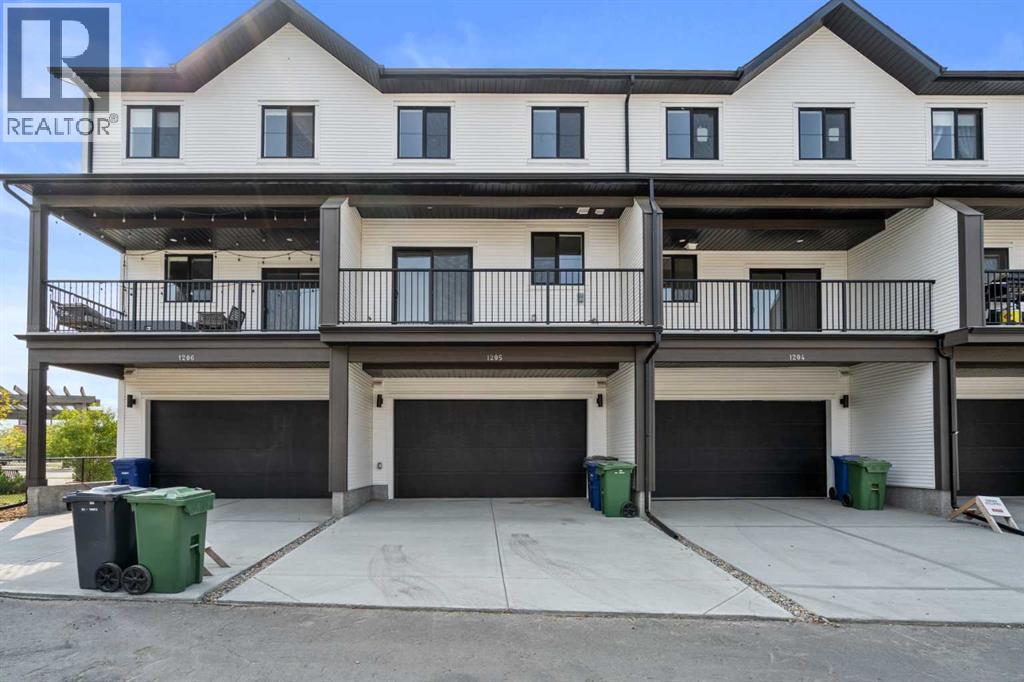 1205, 201 Cooperswood Green S, Airdrie, Alberta  T4B 5R2 - Photo 32 - A2254811