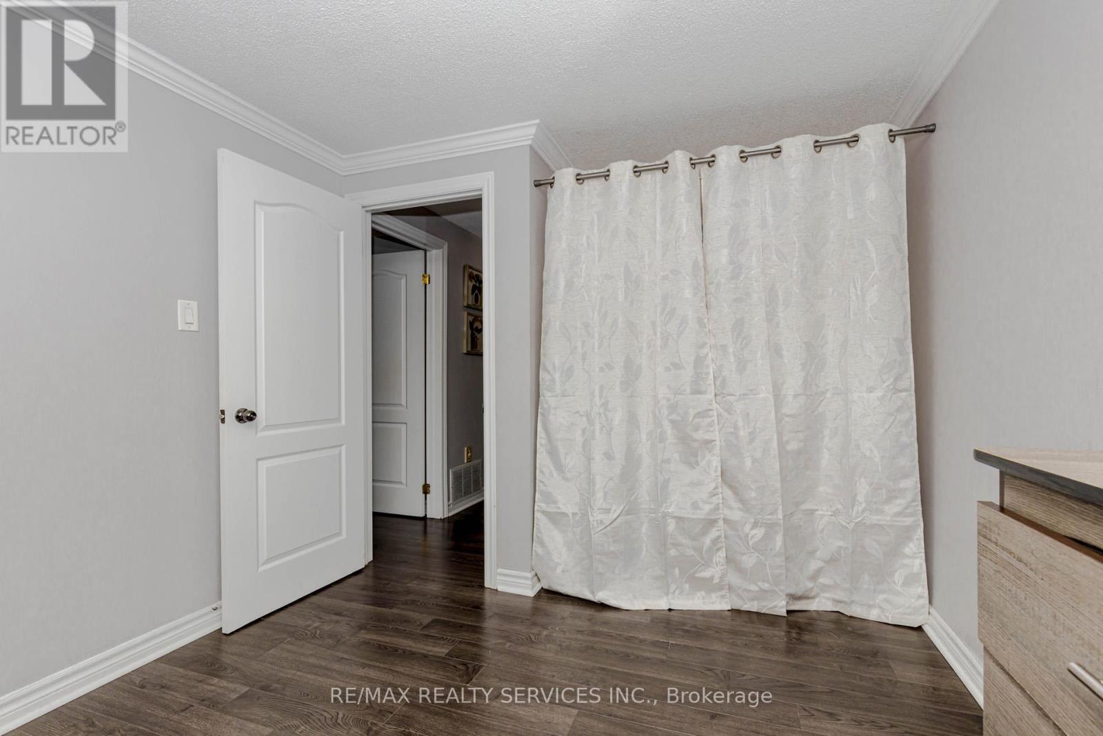 3 Kingswood Drive, Brampton, Ontario  L6V 2X5 - Photo 31 - W12481773