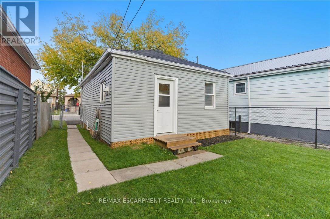 78 Delena Avenue N, Hamilton, Ontario  L8H 6B7 - Photo 18 - X12481792