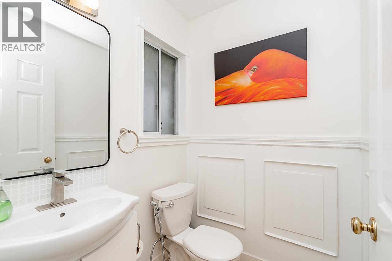 109 216 E 6th Street, North Vancouver, British Columbia  V7L 1P5 - Photo 12 - R3061877