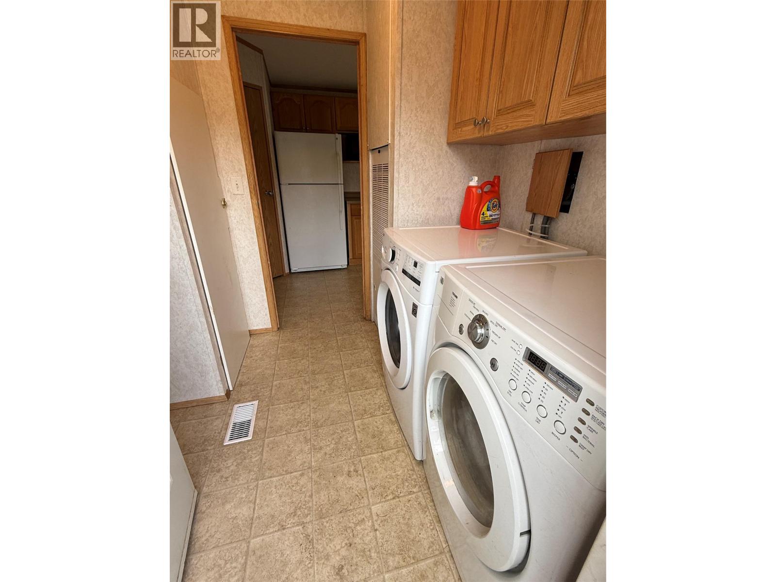 155 Pinewood Crescent, Tumbler Ridge, British Columbia V0C 2W0 - Photo 10 - 10365112