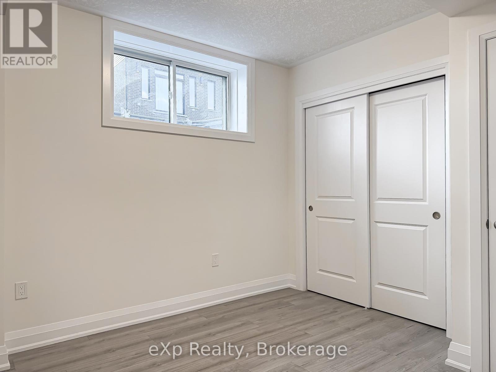 Lower - 347 Canada Plum Street, Waterloo, Ontario  N2V 0C3 - Photo 4 - X12481027