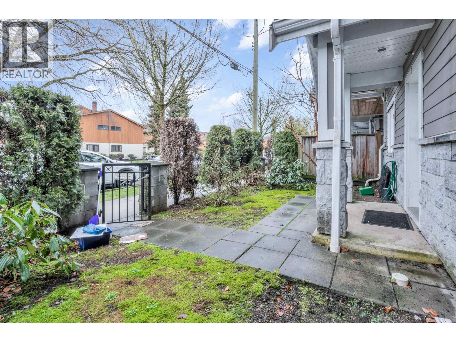 1 8400 Cook Road, Richmond, British Columbia  V6Y 1V5 - Photo 2 - R3061666