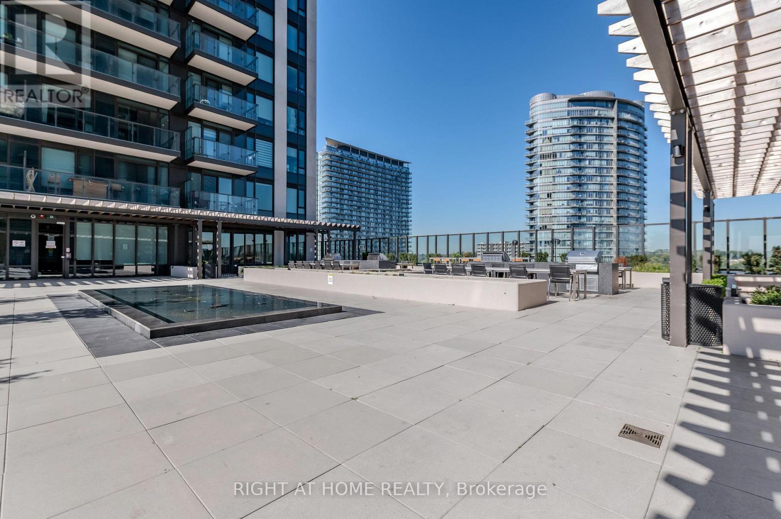 1806 - 1926 Lake Shore Boulevard W, Toronto, Ontario  M6S 0B1 - Photo 24 - W12481797