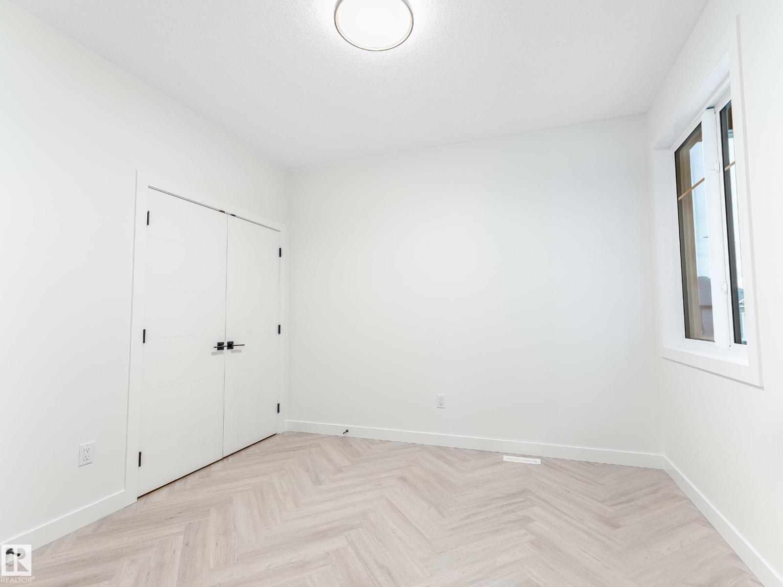 125 Lilac Cl, Leduc, Alberta  T9E 1R3 - Photo 7 - E4463496