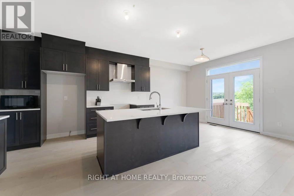 246 Pursuit Terrace, Ottawa, Ontario  K0A 2Z0 - Photo 17 - X12481808