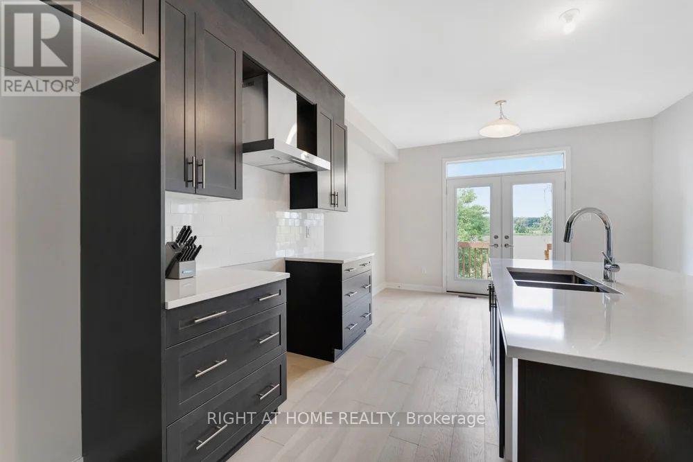 246 Pursuit Terrace, Ottawa, Ontario  K0A 2Z0 - Photo 24 - X12481808