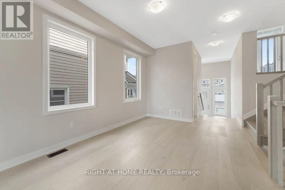 246 Pursuit Terrace, Ottawa, Ontario  K0A 2Z0 - Photo 9 - X12481808