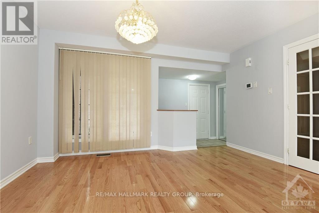 3 Wallsend Avenue, Ottawa, Ontario  K2K 3X7 - Photo 6 - X12481819
