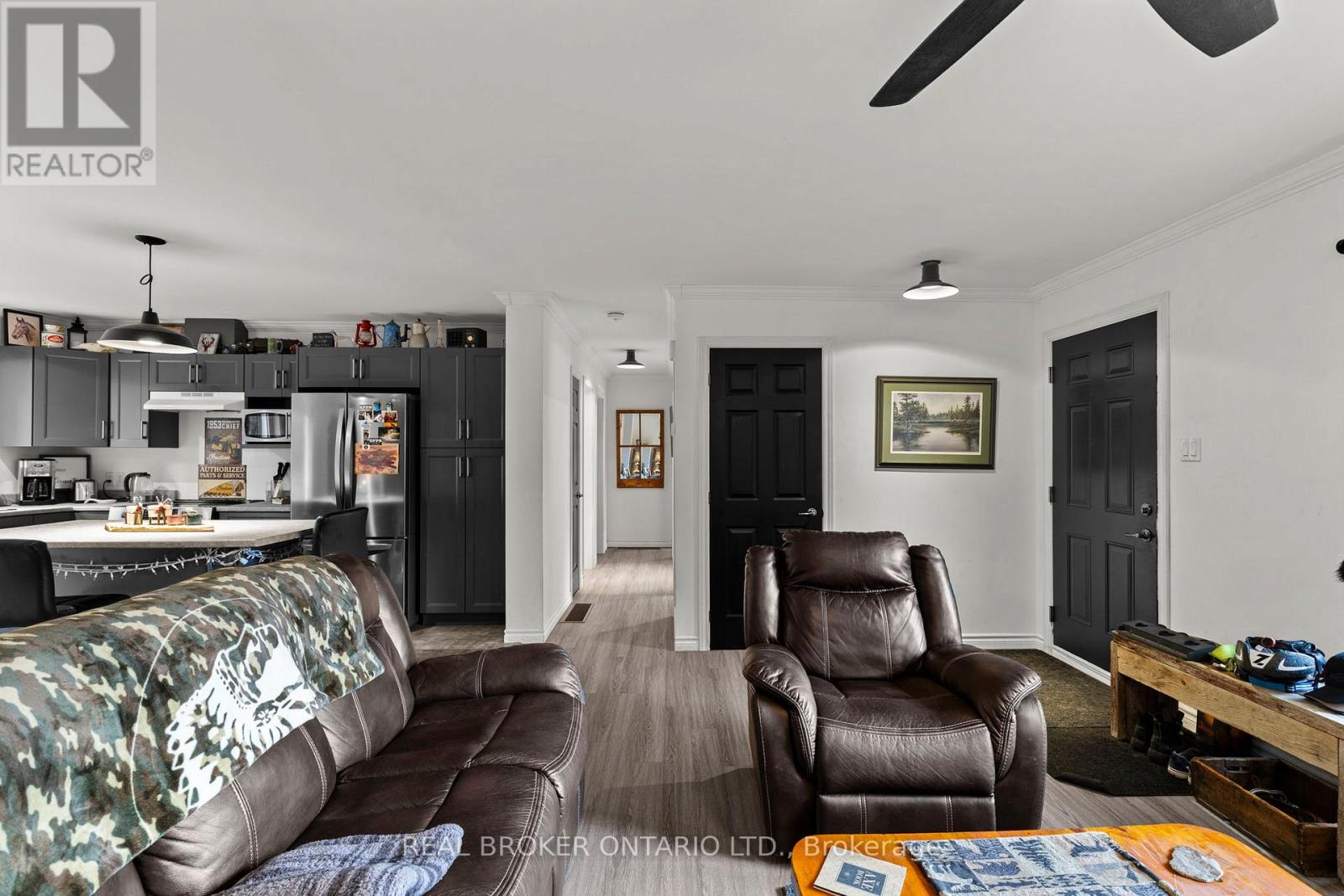 1402 Queens Line Road, Minden Hills, Ontario  K0M 2K0 - Photo 11 - X12481799