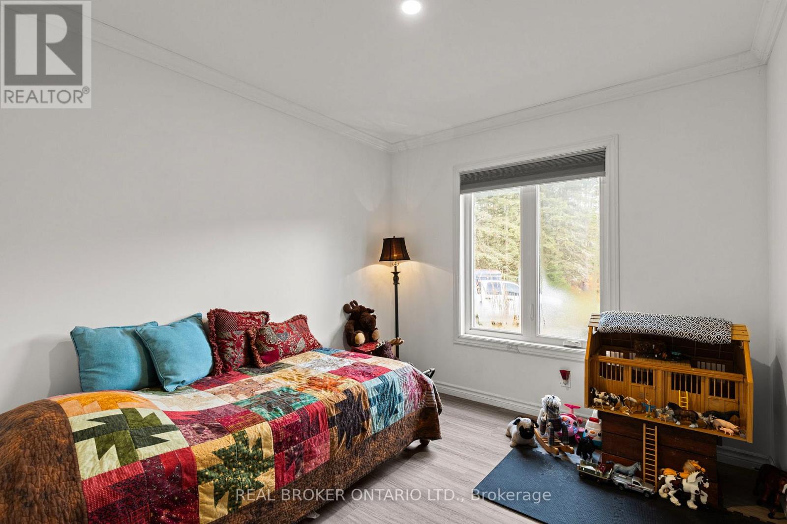 1402 Queens Line Road, Minden Hills, Ontario  K0M 2K0 - Photo 19 - X12481799