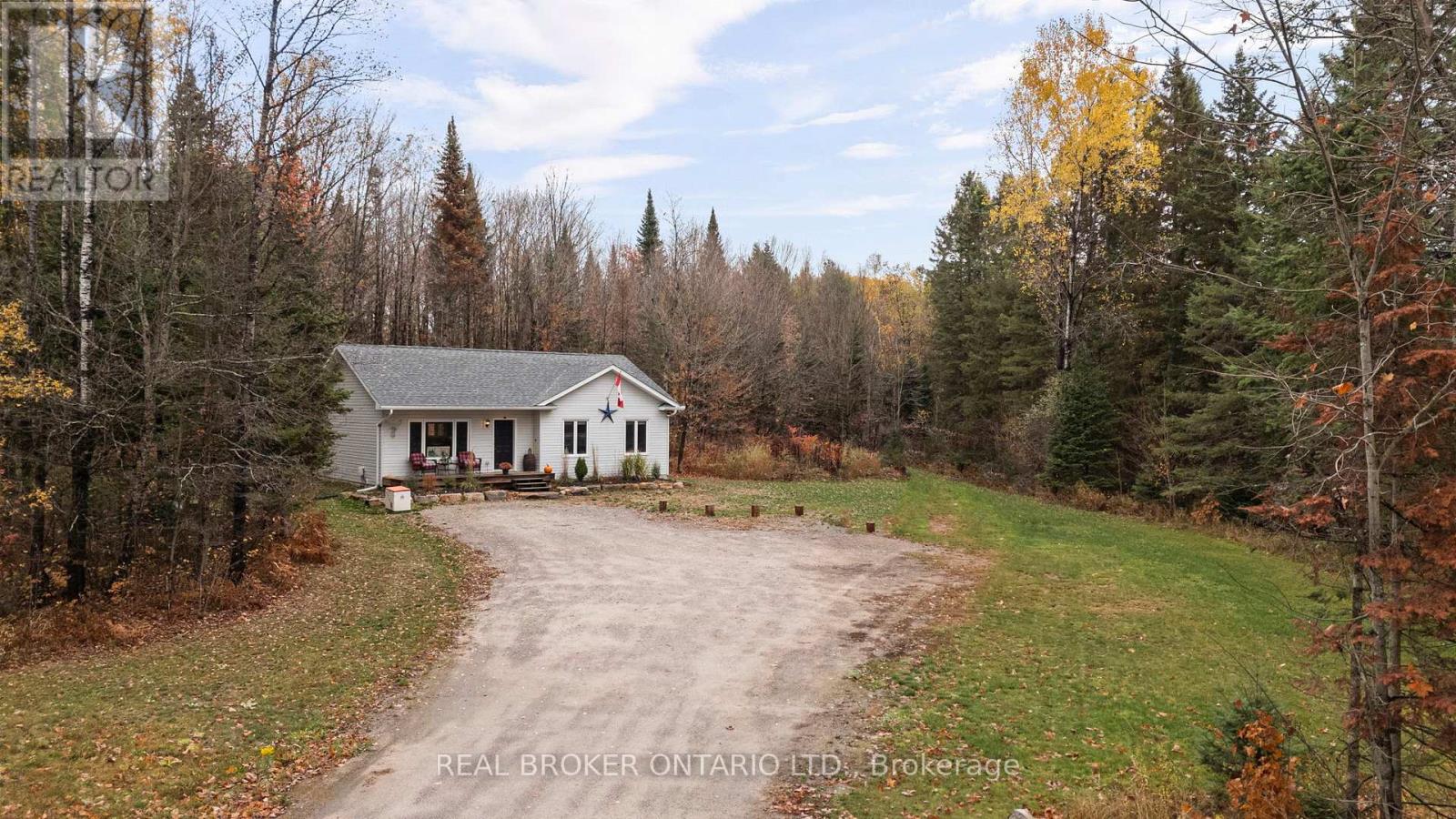 1402 Queens Line Road, Minden Hills, Ontario  K0M 2K0 - Photo 2 - X12481799