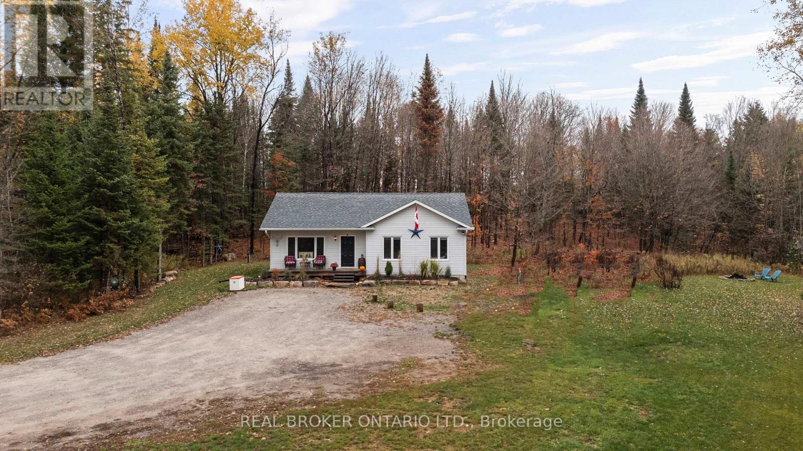1402 Queens Line Road, Minden Hills, Ontario  K0M 2K0 - Photo 3 - X12481799