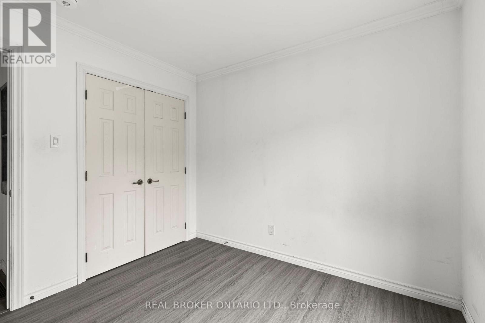 1402 Queens Line Road, Minden Hills, Ontario  K0M 2K0 - Photo 37 - X12481799
