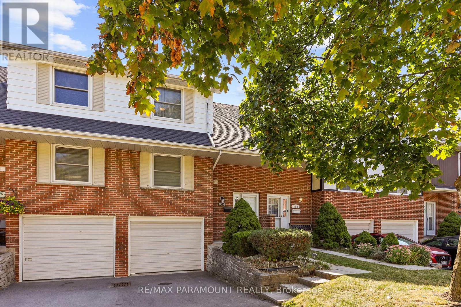 4 - 85 Albright Road, Hamilton, Ontario  L8K 6H1 - Photo 2 - X12481802