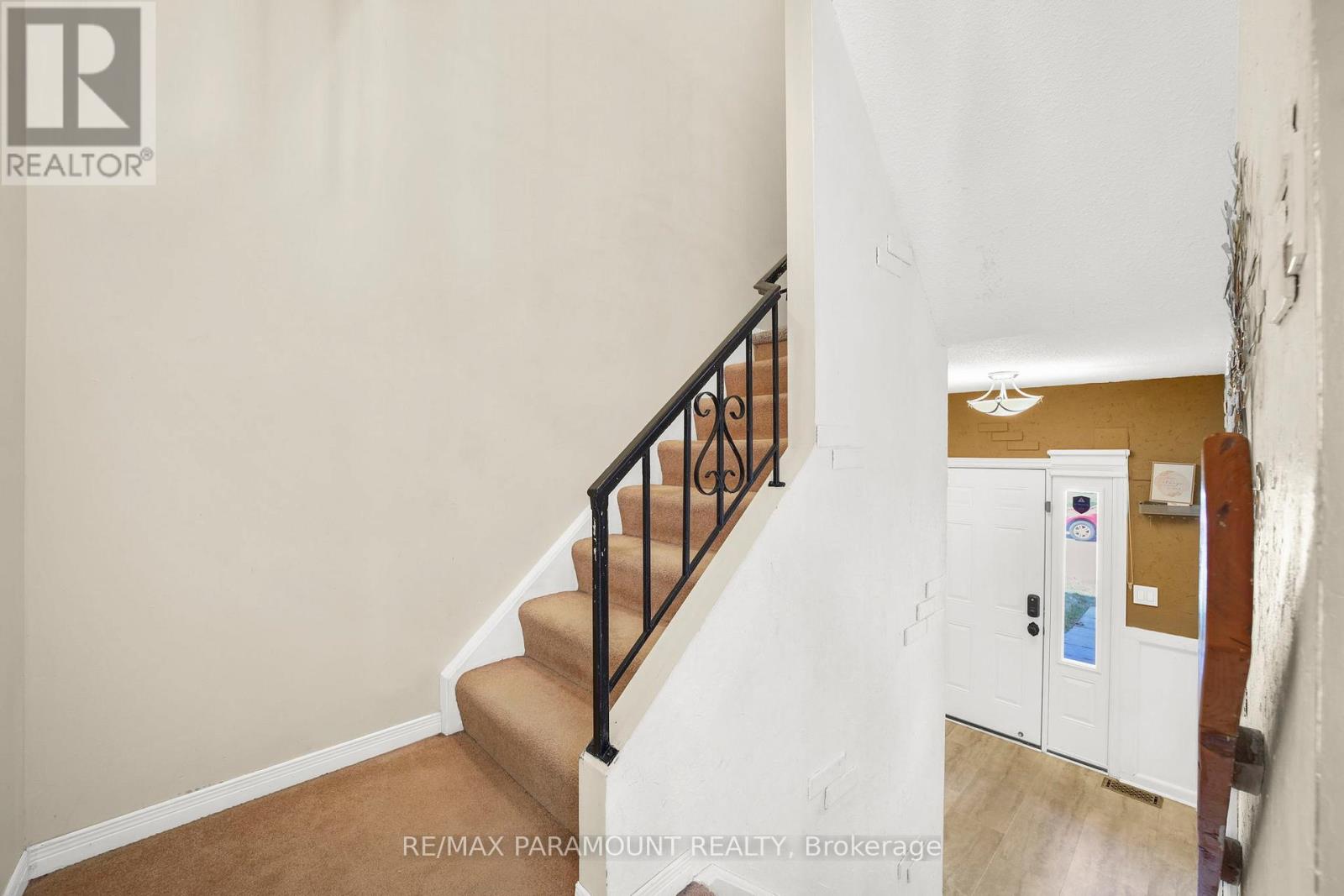 4 - 85 Albright Road, Hamilton, Ontario  L8K 6H1 - Photo 6 - X12481802