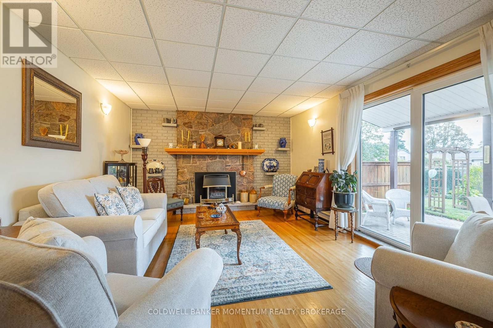 33 Rolling Acres Drive, Welland, Ontario  L3C 3N4 - Photo 11 - X12481805