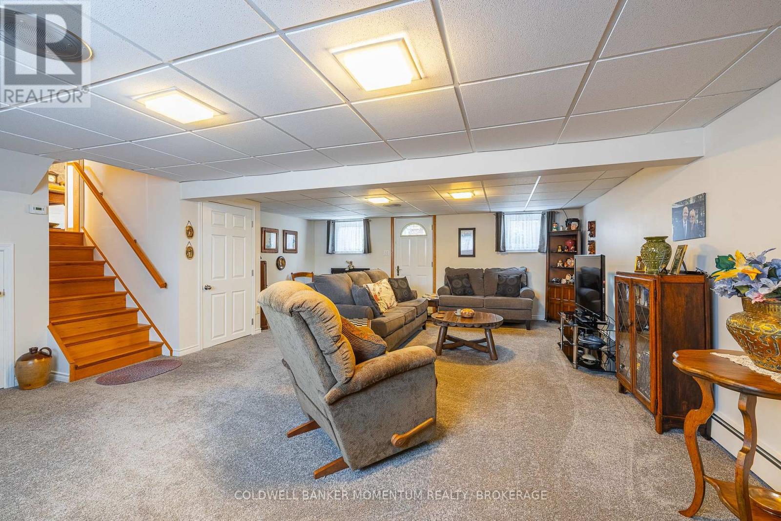 33 Rolling Acres Drive, Welland, Ontario  L3C 3N4 - Photo 26 - X12481805