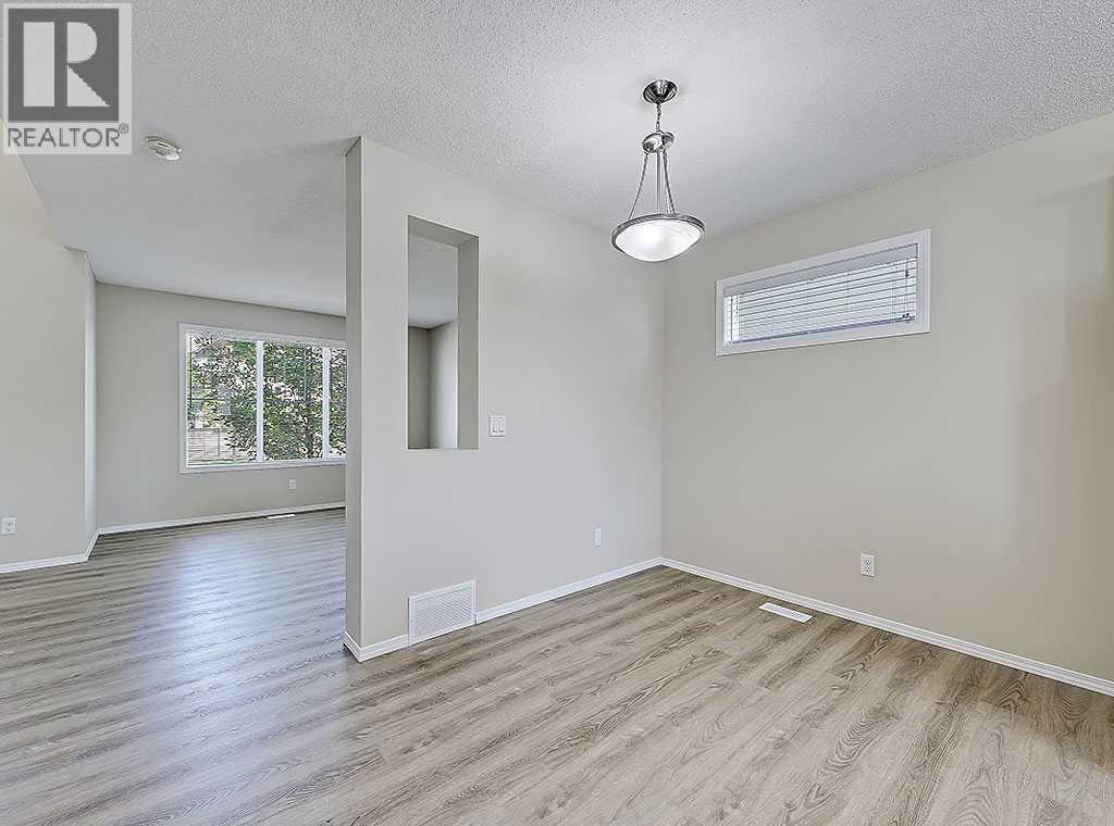 483 Cimarron Boulevard, Okotoks, Alberta  T1S 0J6 - Photo 11 - A2239117