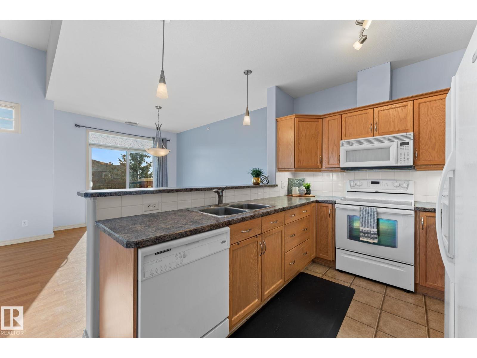 #302 2503 Hanna Cr Nw, Edmonton, Alberta  T6R 0H1 - Photo 30 - E4463486