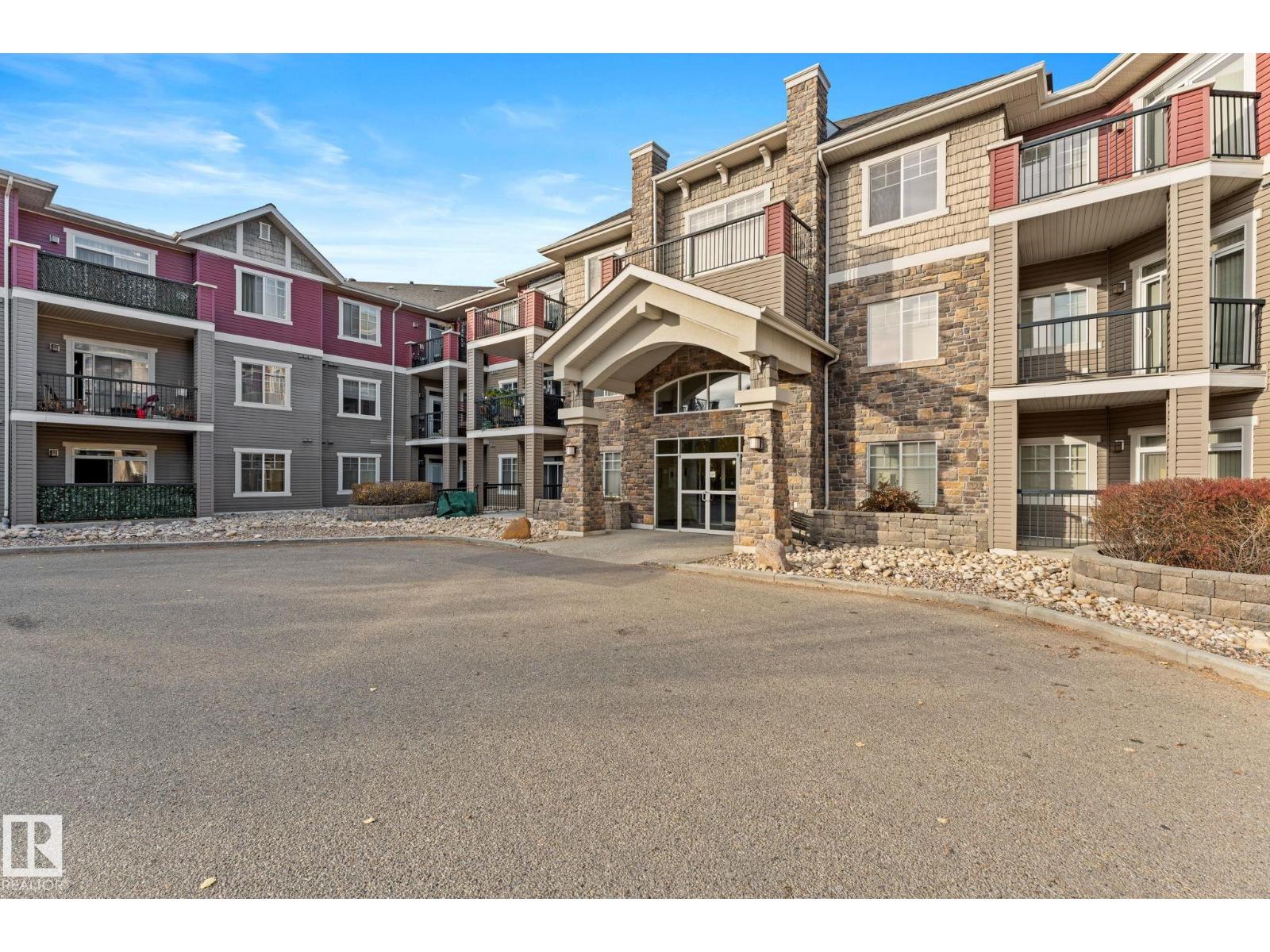 #302 2503 Hanna Cr Nw, Edmonton, Alberta  T6R 0H1 - Photo 3 - E4463486