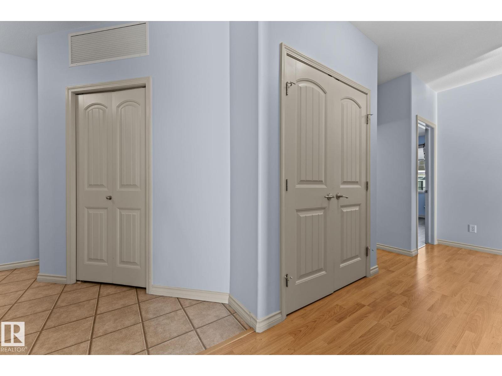 #302 2503 Hanna Cr Nw, Edmonton, Alberta  T6R 0H1 - Photo 13 - E4463486