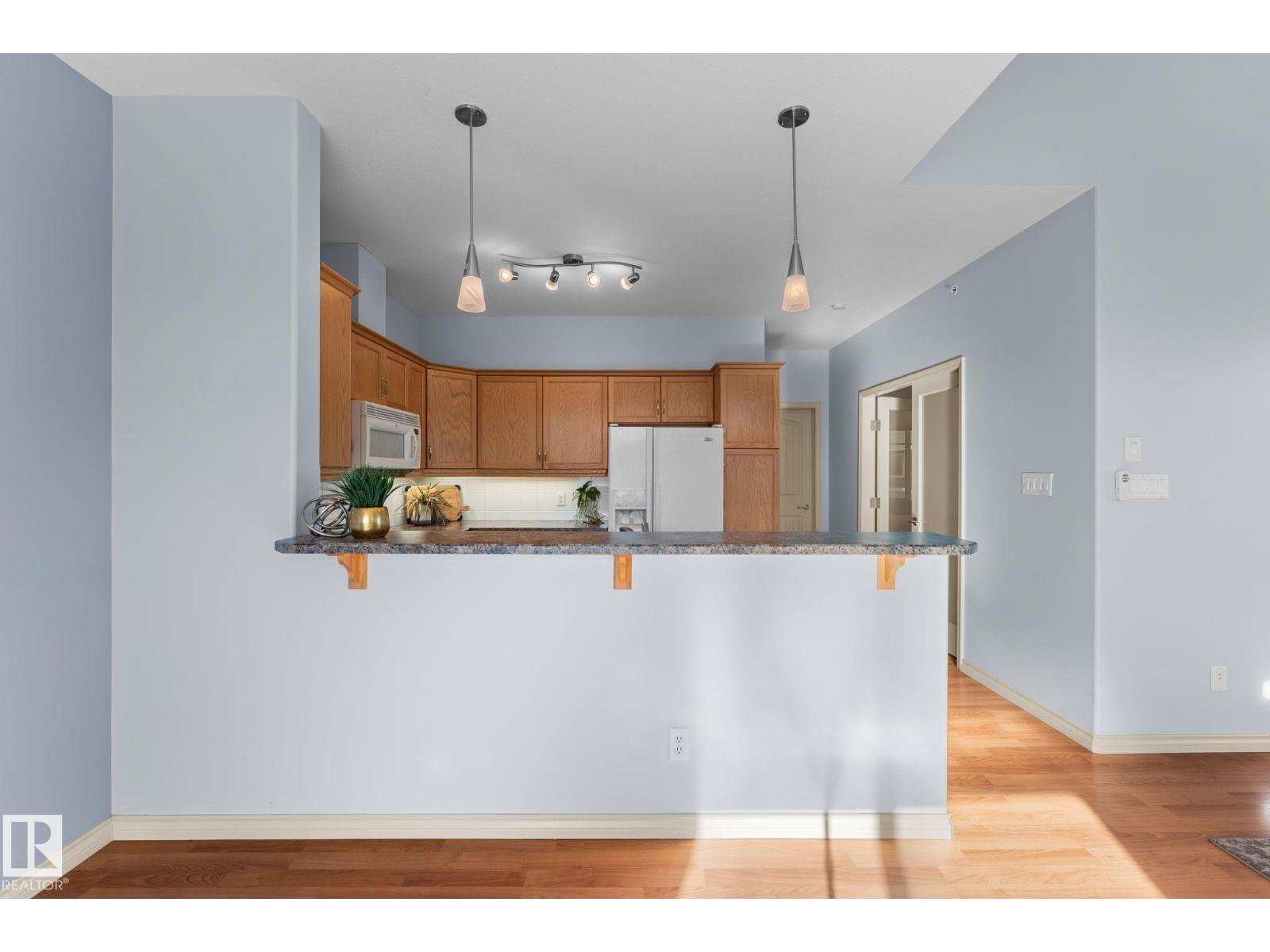 #302 2503 Hanna Cr Nw, Edmonton, Alberta  T6R 0H1 - Photo 34 - E4463486
