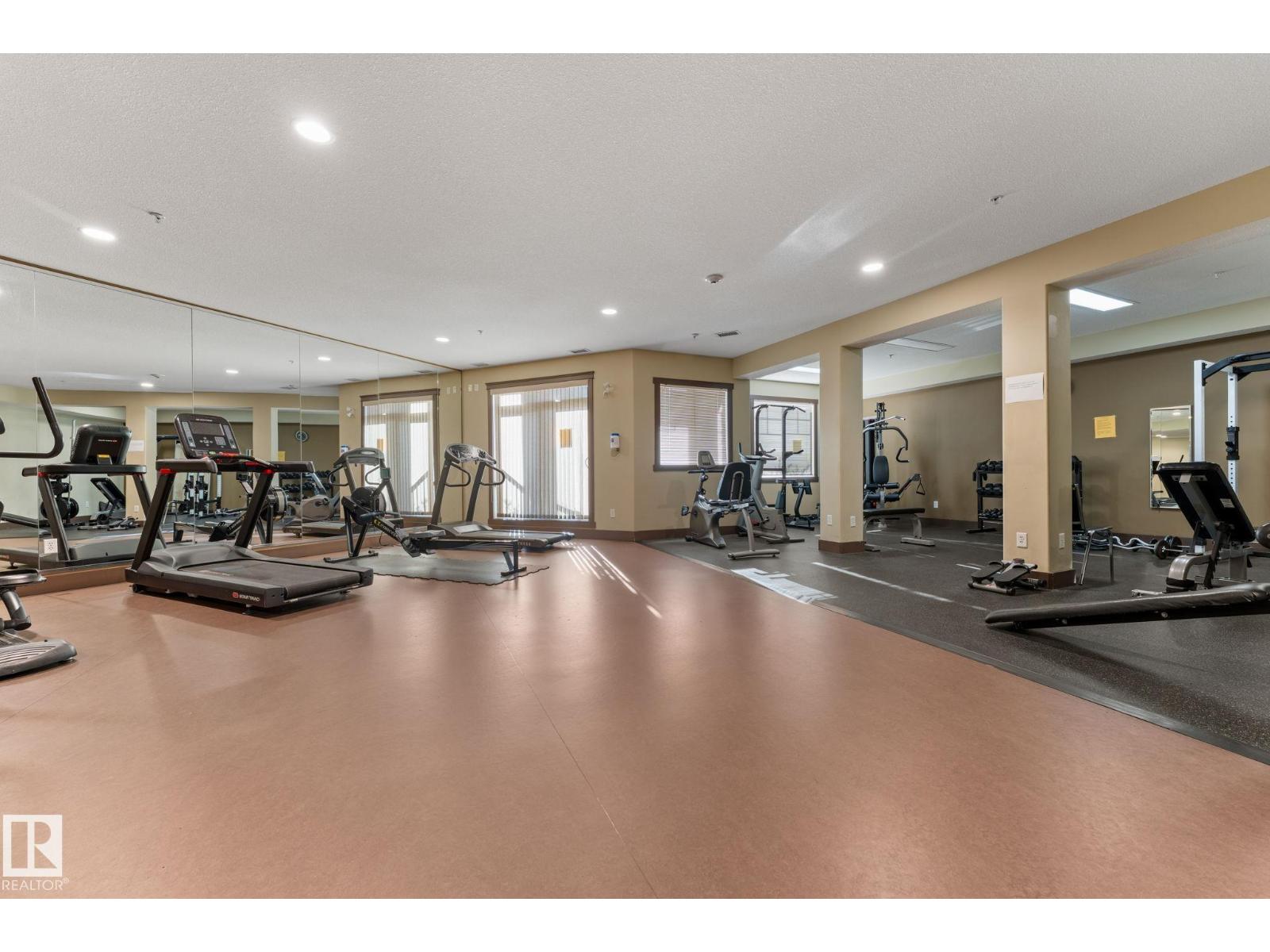 #302 2503 Hanna Cr Nw, Edmonton, Alberta  T6R 0H1 - Photo 8 - E4463486