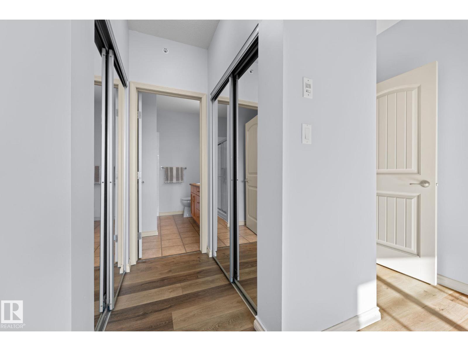 #302 2503 Hanna Cr Nw, Edmonton, Alberta  T6R 0H1 - Photo 19 - E4463486