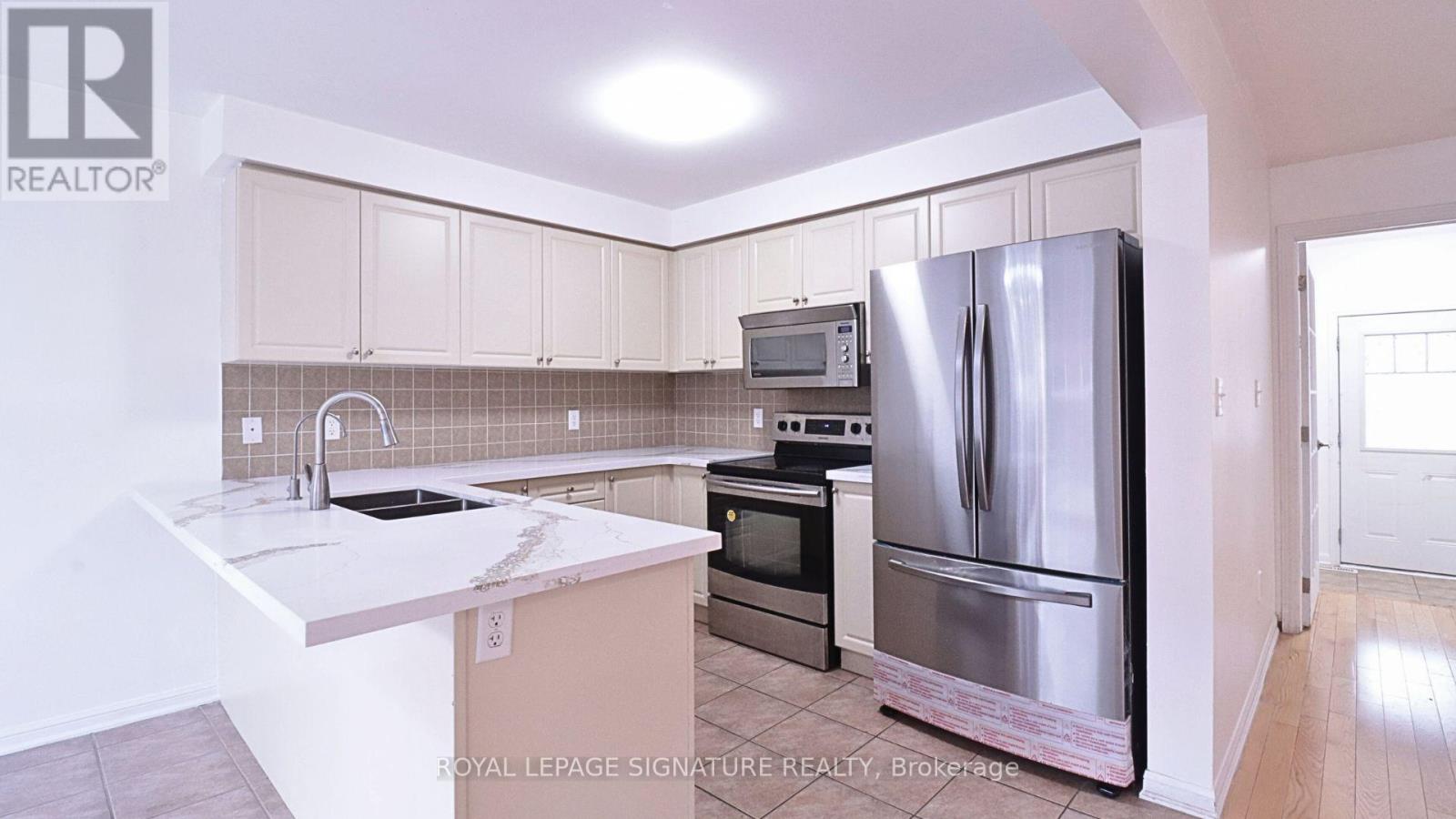 50 Haverty Trail, Brampton, Ontario  L7A 0S3 - Photo 7 - W12481782