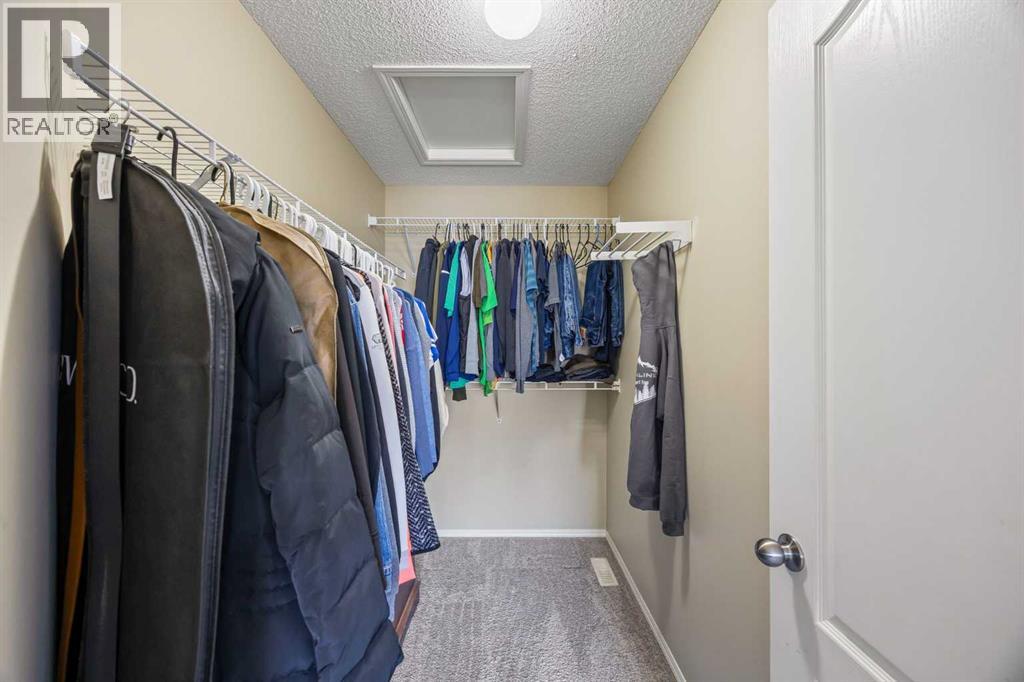 303 Westmount Court, Okotoks, Alberta  T1S 0B6 - Photo 28 - A2264302