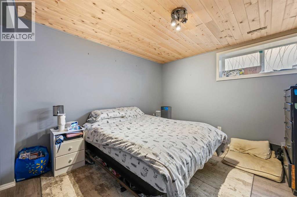 303 Westmount Court, Okotoks, Alberta  T1S 0B6 - Photo 38 - A2264302