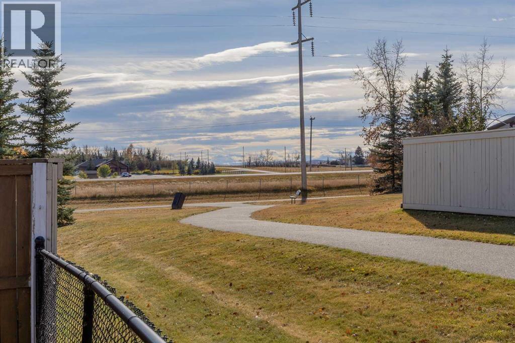 303 Westmount Court, Okotoks, Alberta  T1S 0B6 - Photo 44 - A2264302