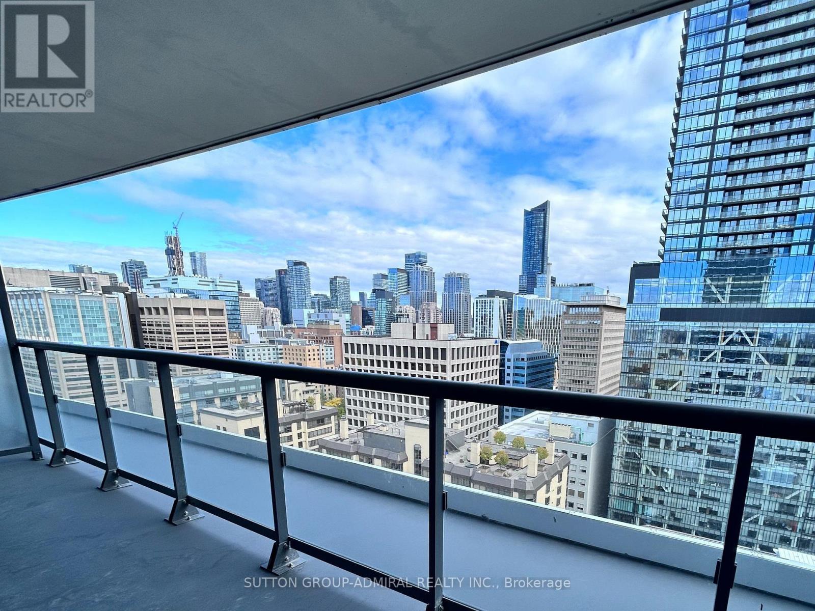 2304 - 280 Dundas Street W, Toronto, Ontario  M5T 0E3 - Photo 6 - C12481823