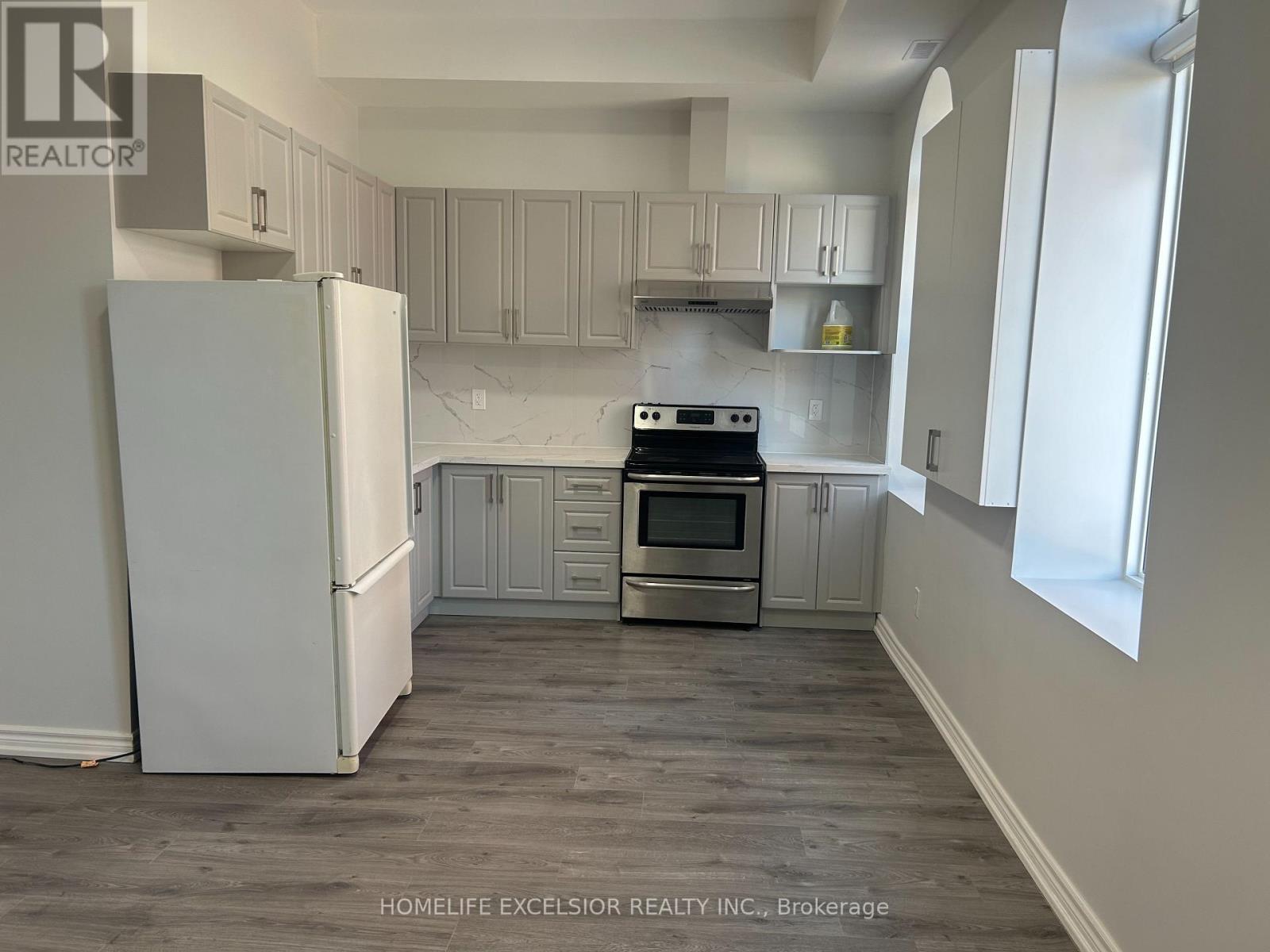 Unit 9 - 3 Simcoe Street S, Oshawa, Ontario  L1H 1A9 - Photo 3 - E12481818