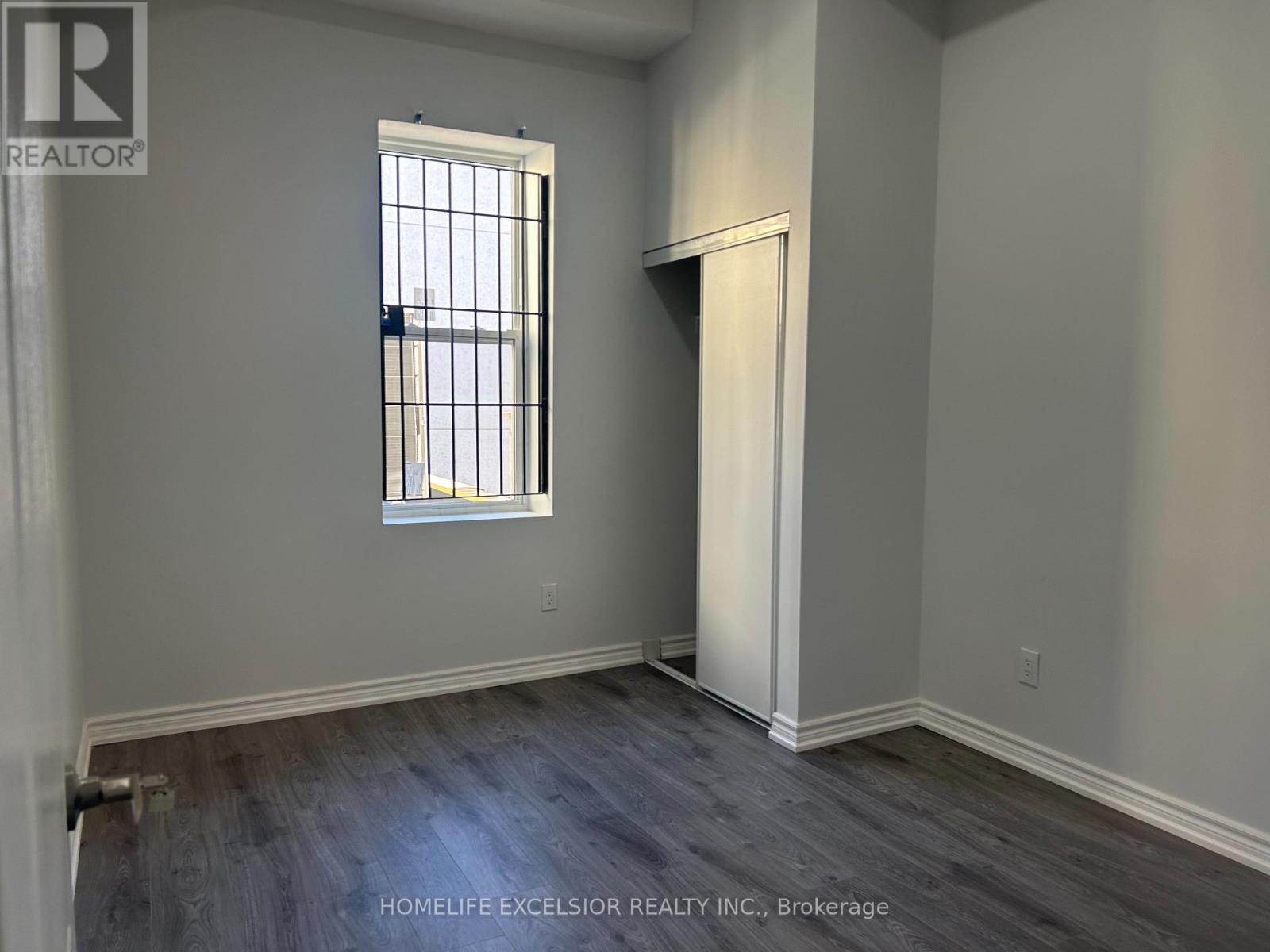 Unit 9 - 3 Simcoe Street S, Oshawa, Ontario  L1H 1A9 - Photo 4 - E12481818