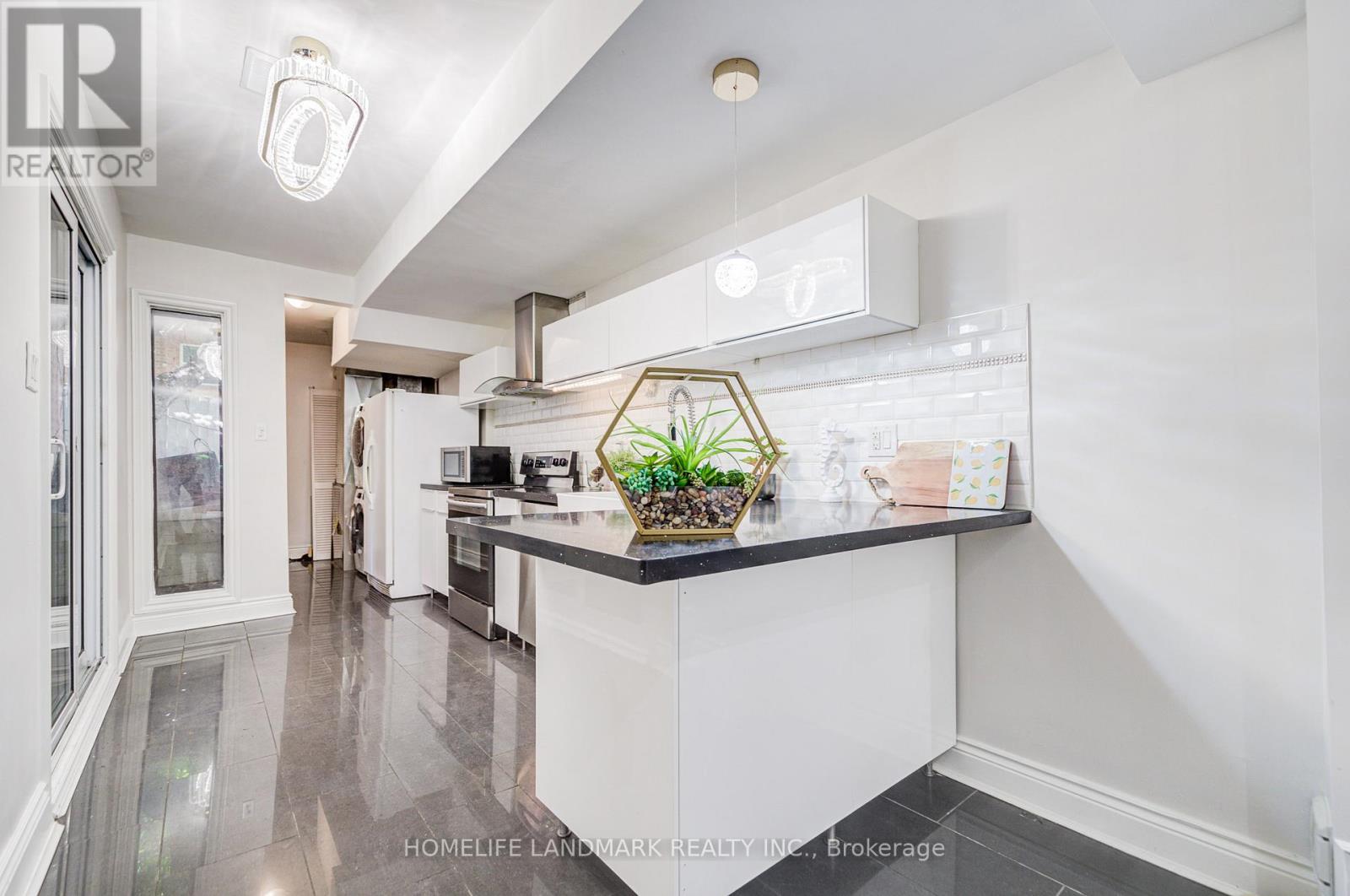 237 Ontario Street, Toronto, Ontario  M5A 2V6 - Photo 18 - C12334799