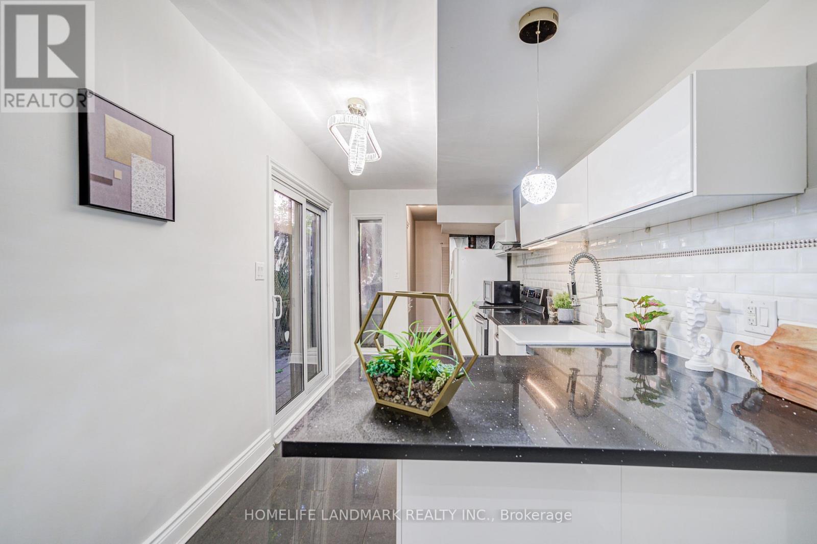 237 Ontario Street, Toronto, Ontario  M5A 2V6 - Photo 19 - C12334799