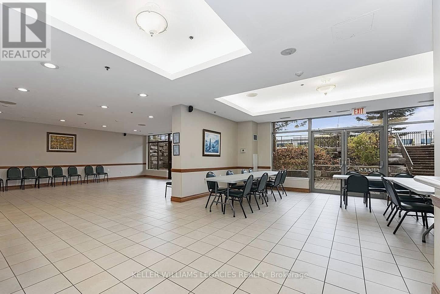202 - 2500 Rutherford Road, Vaughan, Ontario  L4K 5N7 - Photo 18 - N12481824
