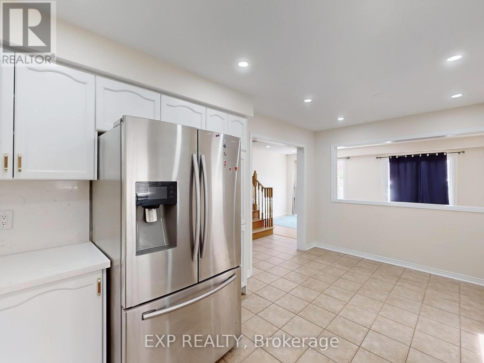 46 Loons Call Crescent, Brampton, Ontario  L6R 2G5 - Photo 12 - W12481807