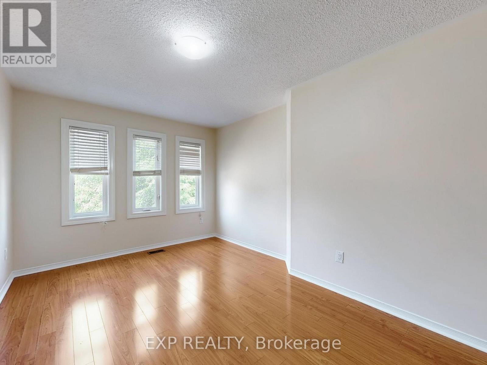 46 Loons Call Crescent, Brampton, Ontario  L6R 2G5 - Photo 24 - W12481807
